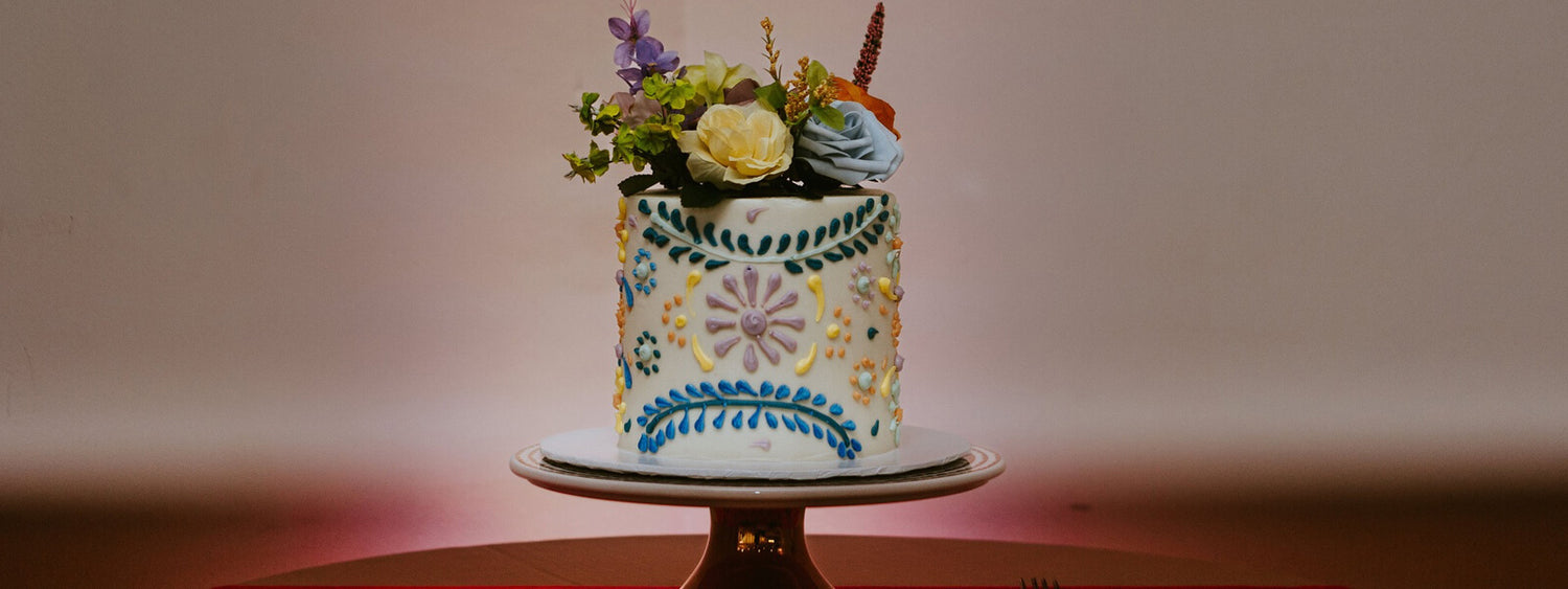 custom cake bakery in Phoenix.