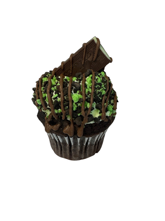 chocolate mint cupcakes fresh near me at bakery in Phoenix.