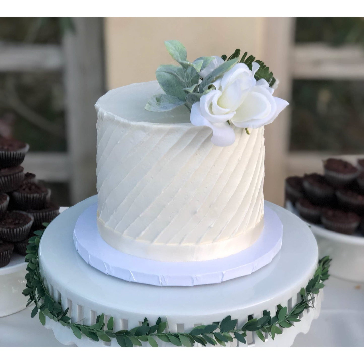 Small Diagonal Facet Cake - wedding cake bakery Phoenix